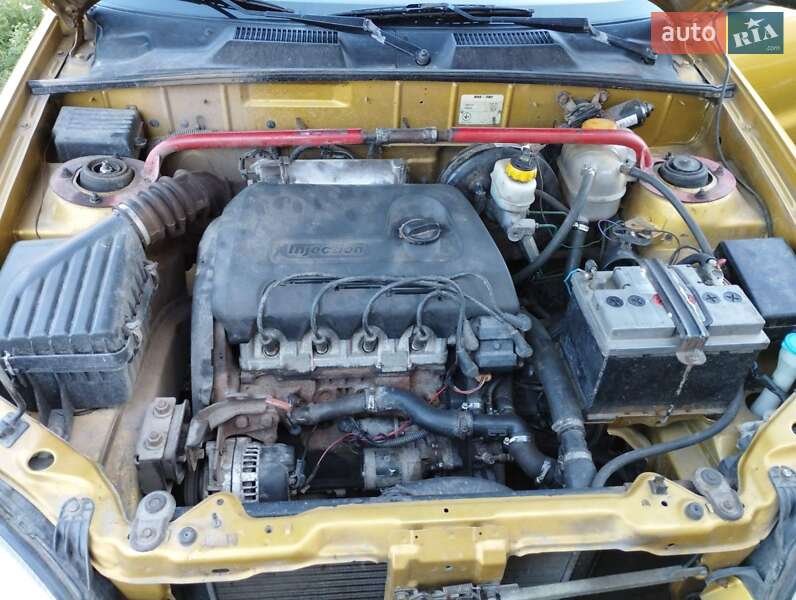 Седан Daewoo Sens 2003 в Балаклії