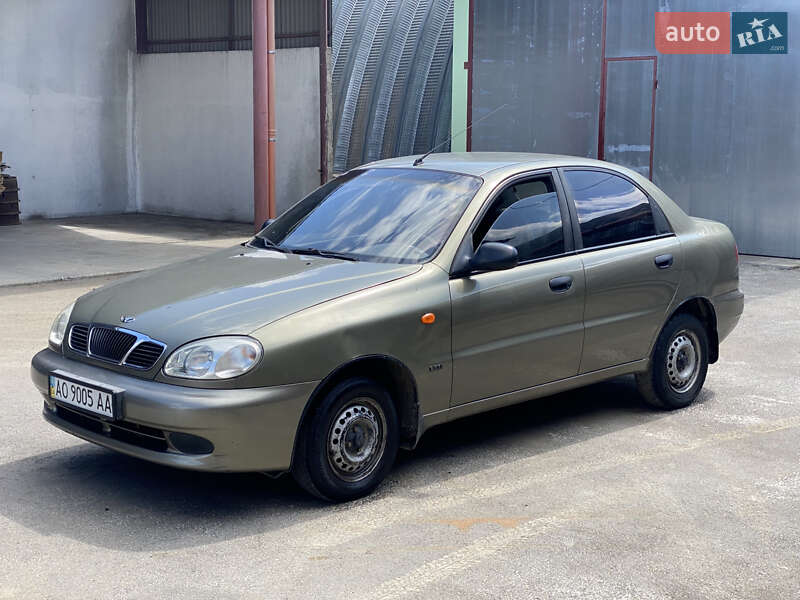 Седан Daewoo Sens 2004 в Ужгороде