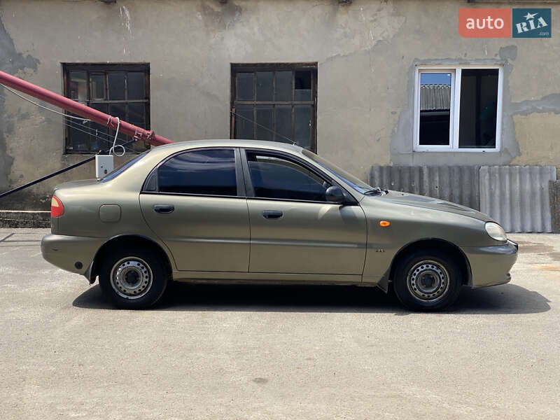 Седан Daewoo Sens 2004 в Ужгороде