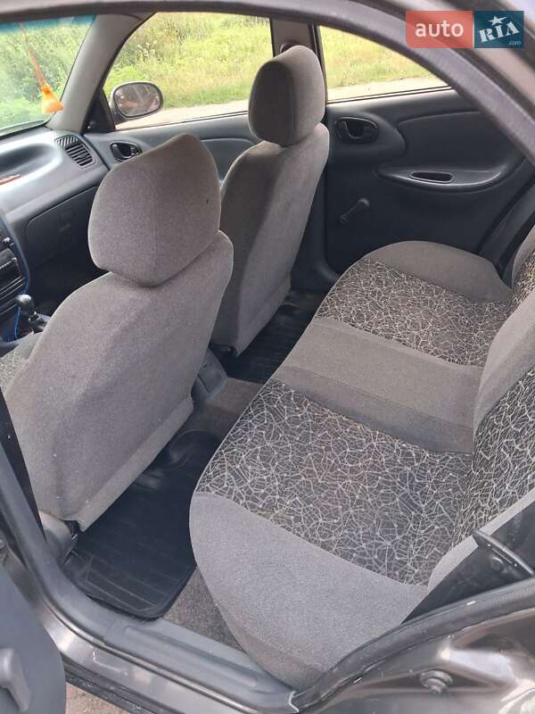 Седан Daewoo Sens 2011 в Старой Синяве