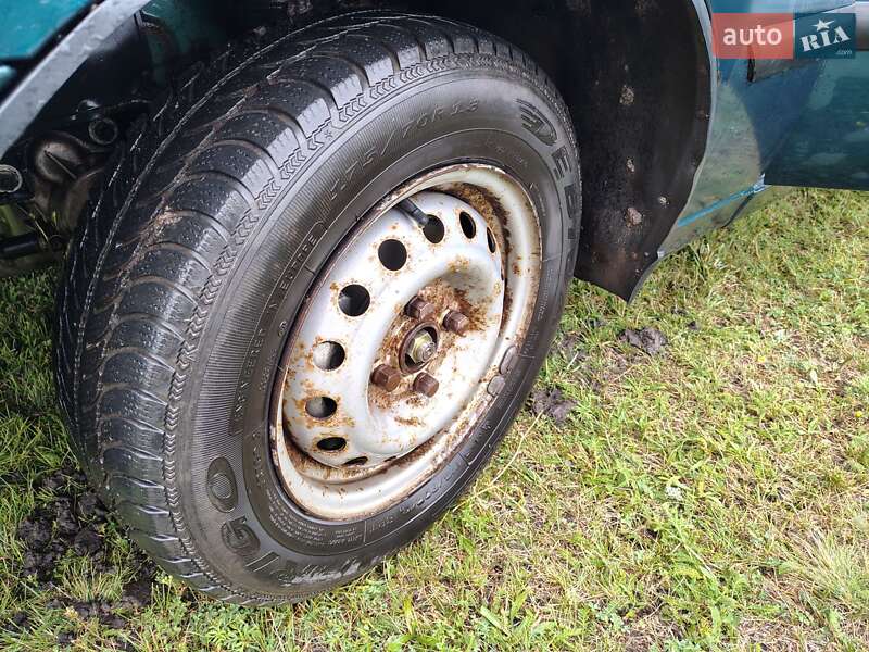 Седан Daewoo Sens 2006 в Печенегах