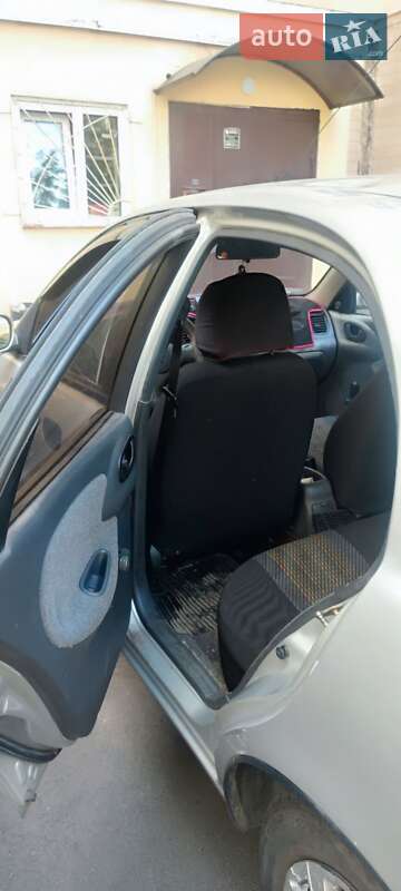 Седан Daewoo Sens 2004 в Киеве