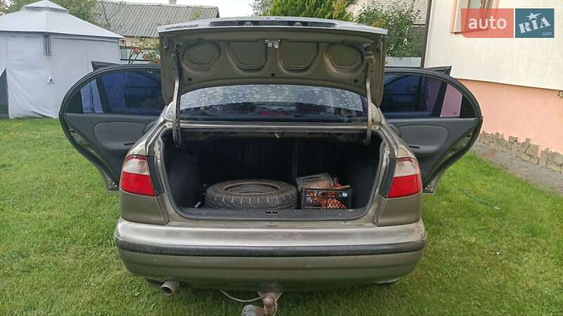 Седан Daewoo Sens 2005 в Новояворовске