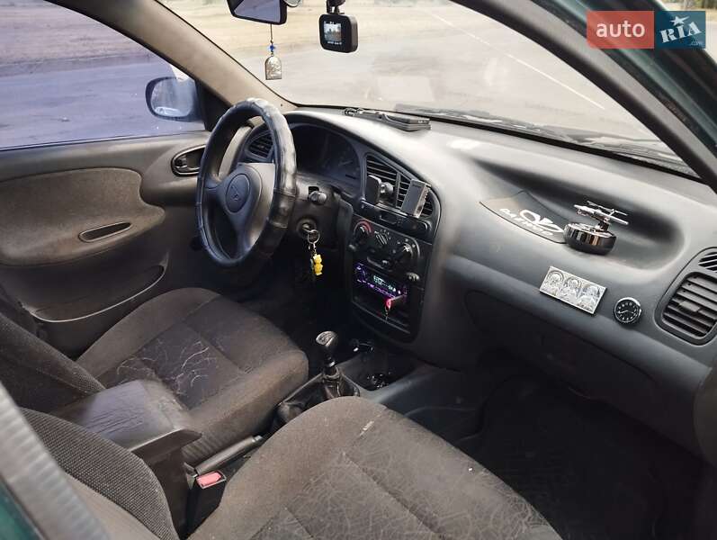 Седан Daewoo Sens 2007 в Запорожье