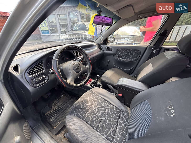 Седан Daewoo Sens 2002 в Полтаві