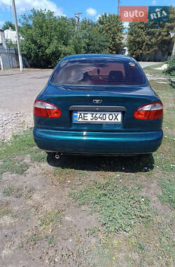 Седан Daewoo Sens 2007 в Синельниковому