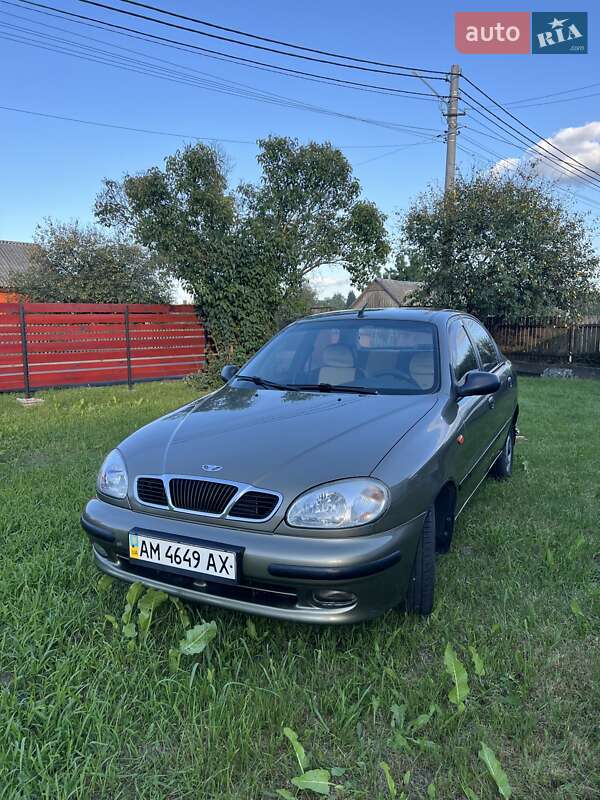 Седан Daewoo Sens 2005 в Олевске
