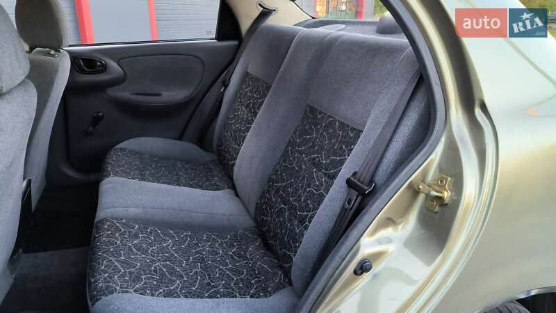 Седан Daewoo Sens 2005 в Барышевке