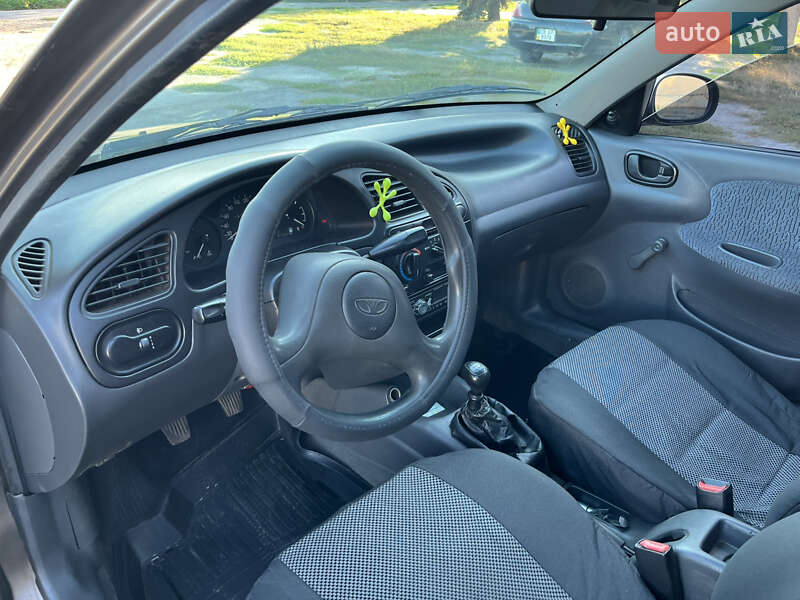 Седан Daewoo Sens 2004 в Лубнах