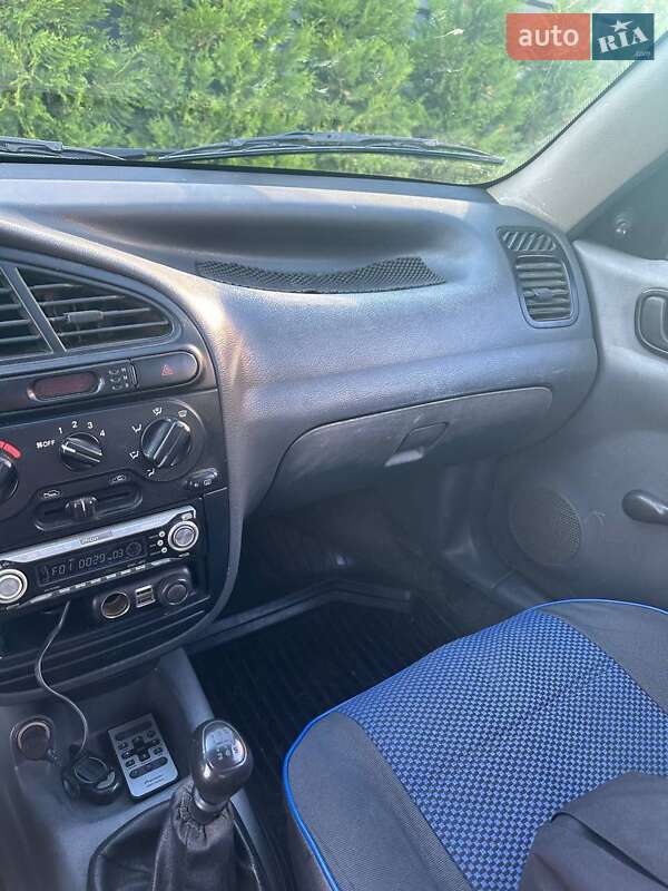 Седан Daewoo Sens 2006 в Сагуновке