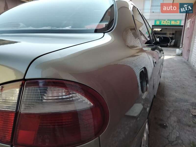 Седан Daewoo Sens 2003 в Львове