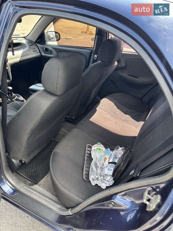 Седан Daewoo Sens 2005 в Днепре