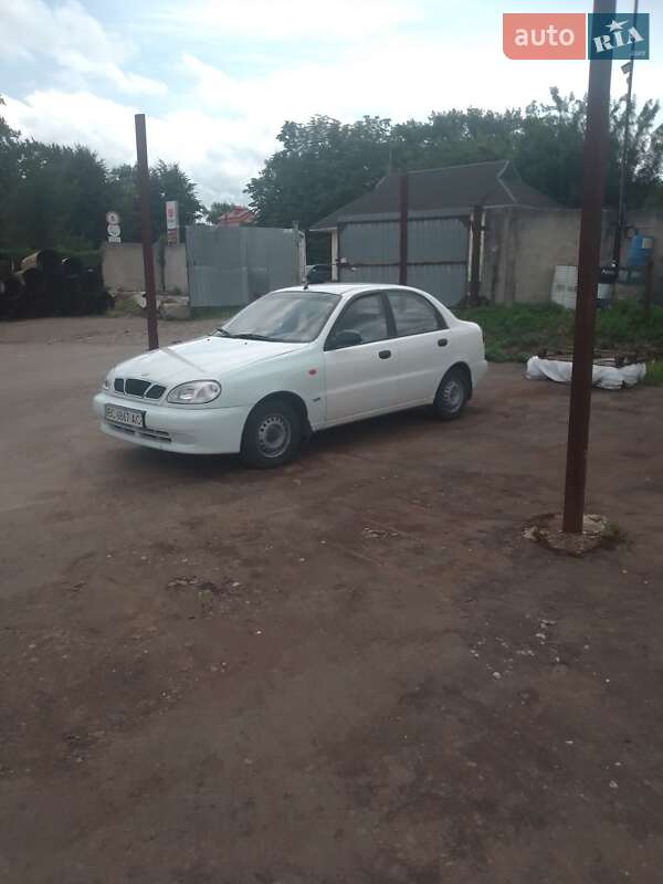 Седан Daewoo Sens 2004 в Бориславе