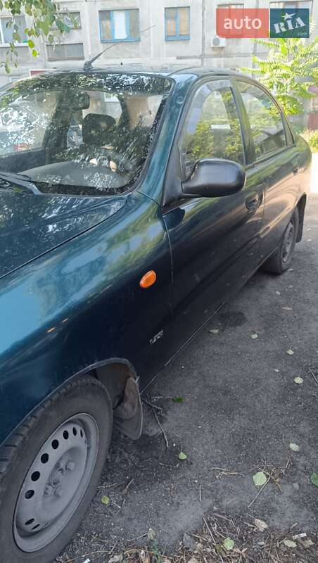 Седан Daewoo Sens 2004 в Славянске