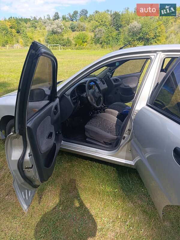 Седан Daewoo Sens 2004 в Обухове фото 3 Седан Daewoo Sens 2004 в Обухове