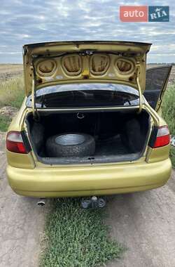 Седан Daewoo Sens 2002 в Бердичеве