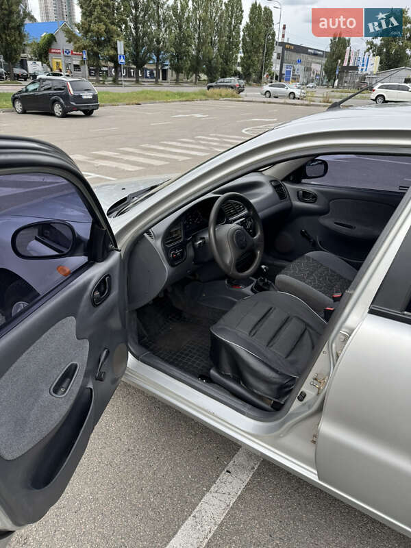 Седан Daewoo Sens 2004 в Киеве