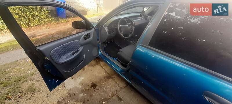 Седан Daewoo Sens 2005 в Львове