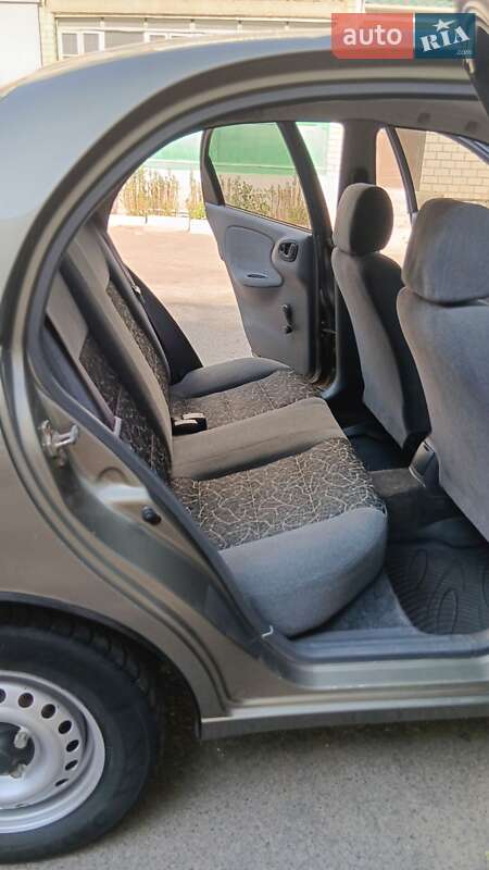 Седан Daewoo Sens 2005 в Вознесенске