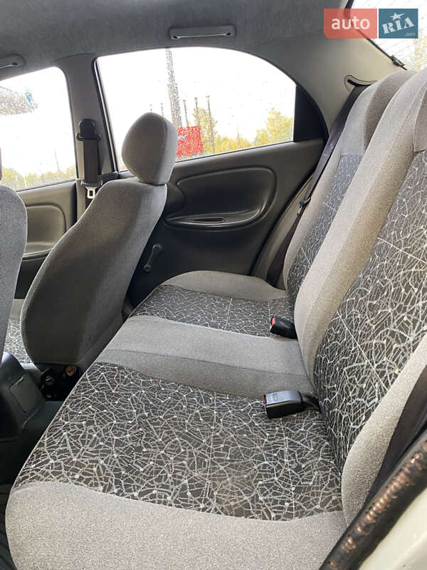 Седан Daewoo Sens 2010 в Києві