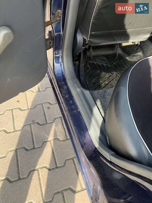 Седан Daewoo Sens 2004 в Києві