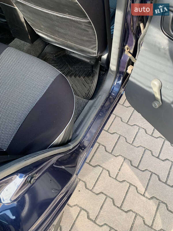Седан Daewoo Sens 2004 в Києві