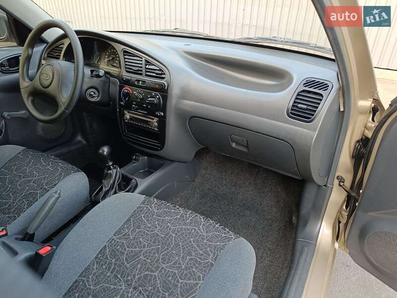 Седан Daewoo Sens 2007 в Ніжині