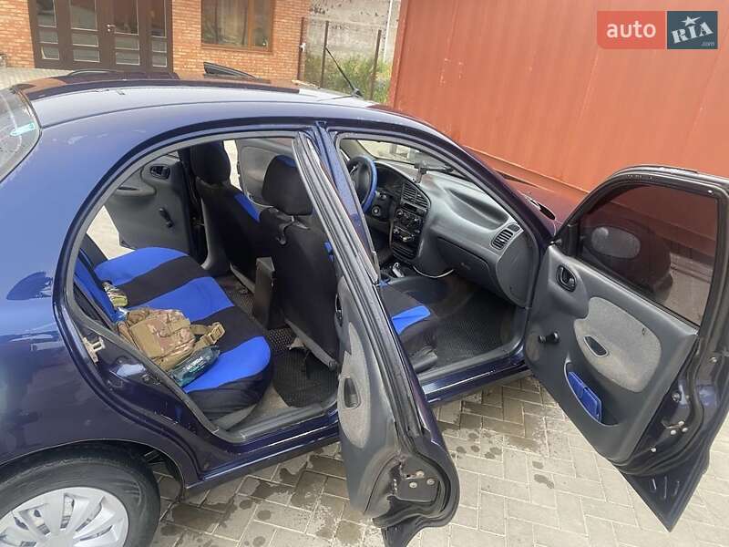 Седан Daewoo Sens 2004 в Кривому Розі