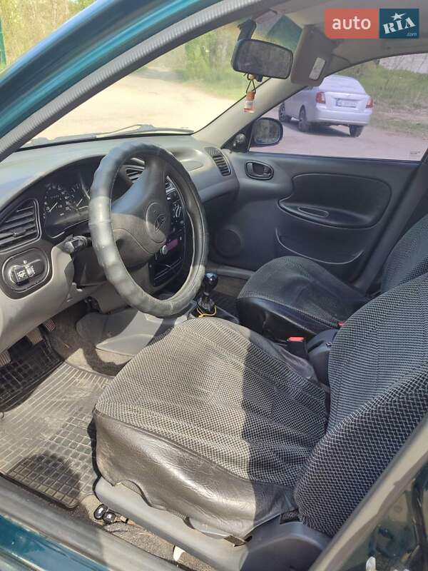 Седан Daewoo Sens 2004 в Каменском