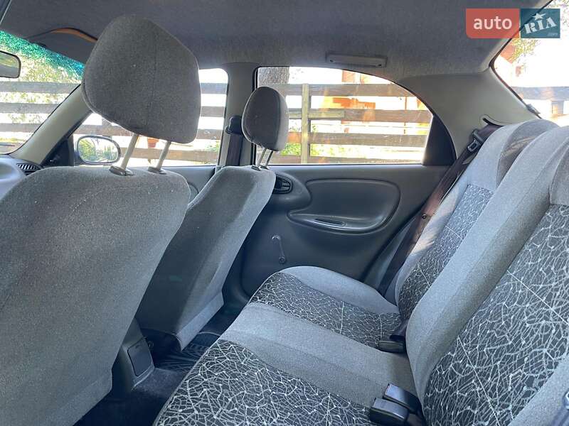 Седан Daewoo Sens 2010 в Киеве