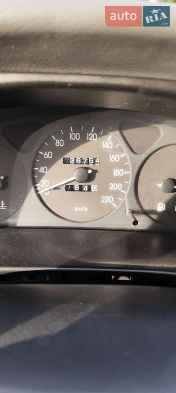Седан Daewoo Sens 2006 в Ирпене