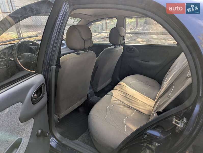Седан Daewoo Sens 2006 в Днепре