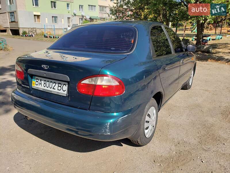 Седан Daewoo Sens 2001 в П'ятихатках