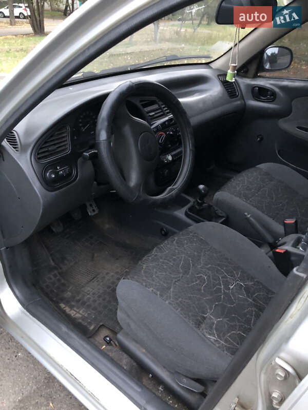 Седан Daewoo Sens 2004 в Харкові