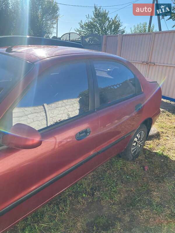 Седан Daewoo Sens 2004 в Чернігові