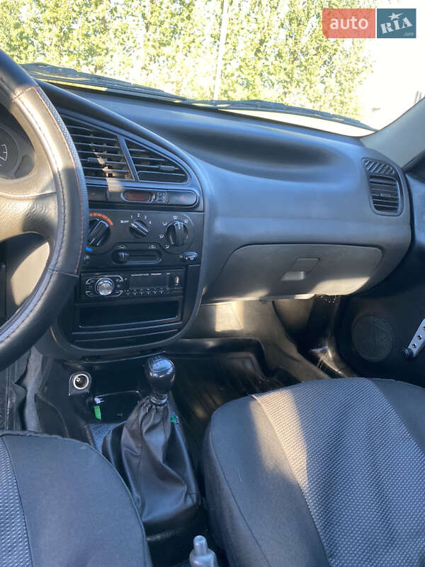 Седан Daewoo Sens 2002 в Хмельницком