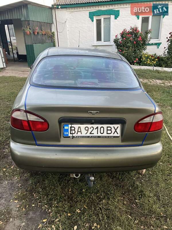 Седан Daewoo Sens 2005 в Новомиргороді