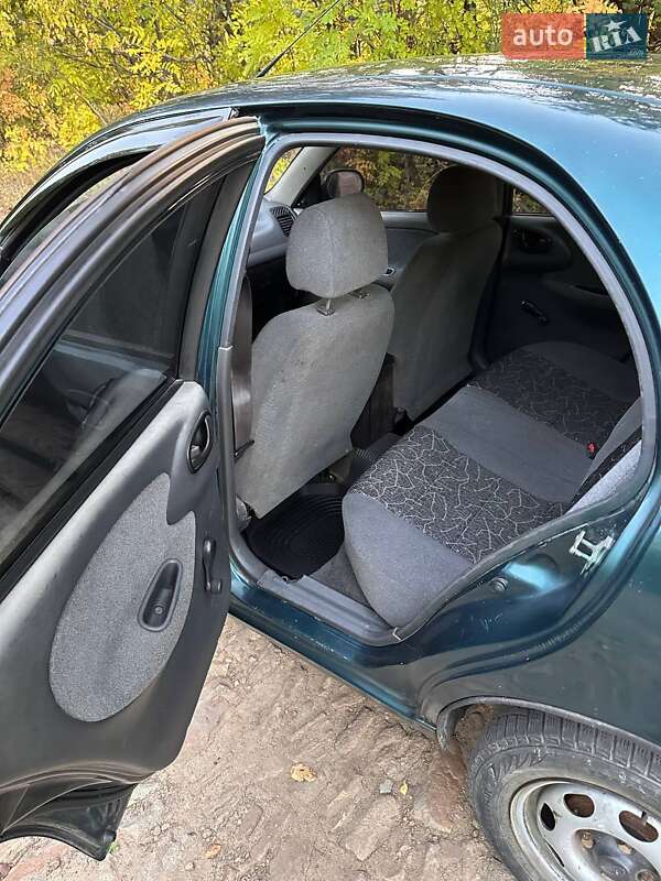 Седан Daewoo Sens 2004 в Люботине