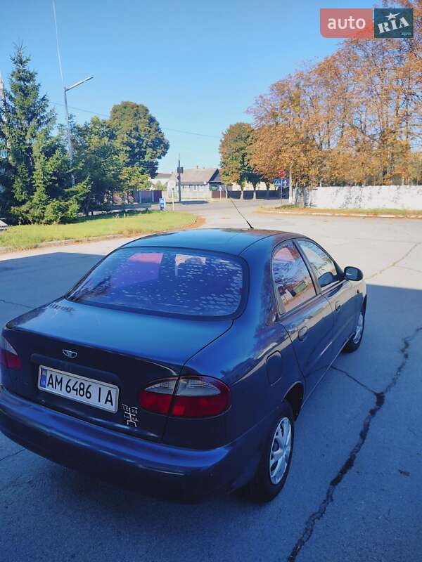 Седан Daewoo Sens 2004 в Житомире