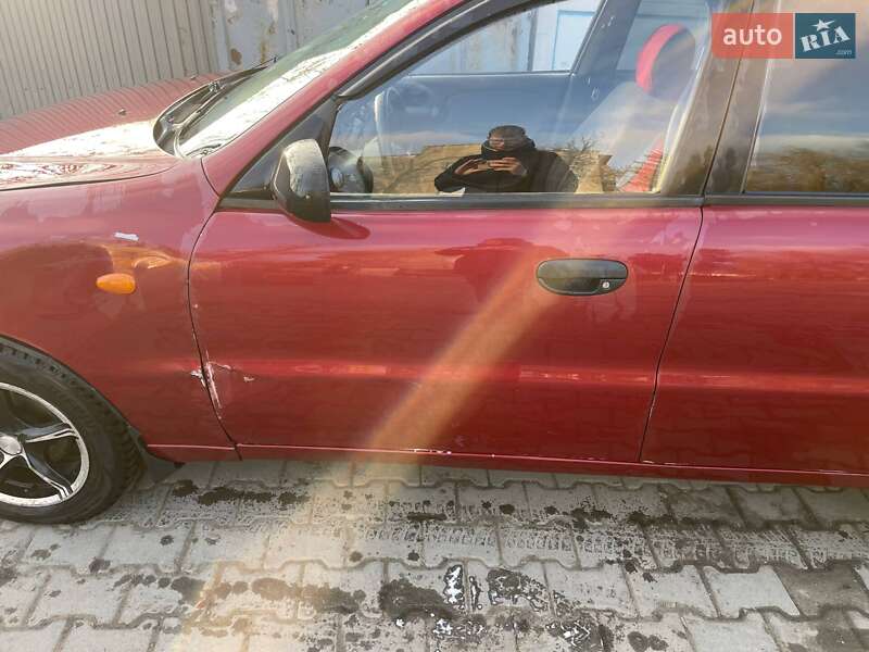 Седан Daewoo Sens 2005 в Черновцах