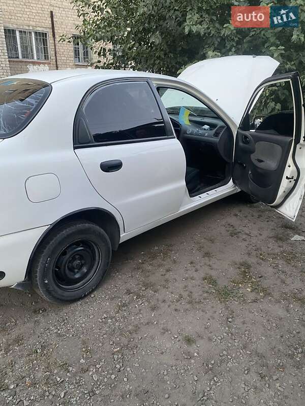 Седан Daewoo Sens 2006 в Днепре
