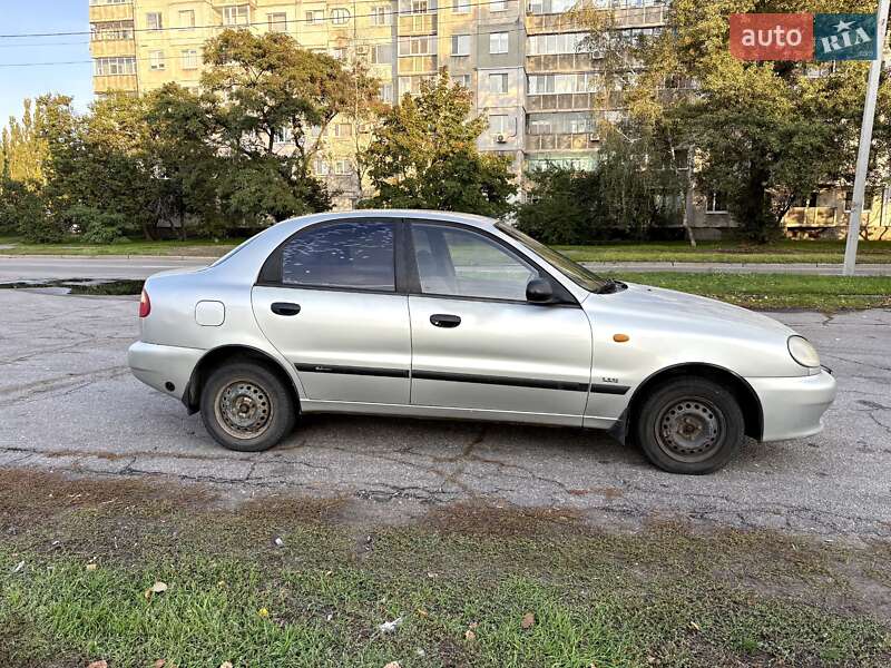 Седан Daewoo Sens 2004 в Кременчуці