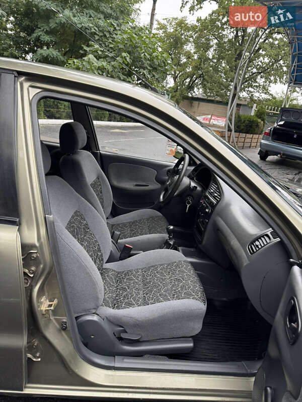 Седан Daewoo Sens 2004 в Жмеринці