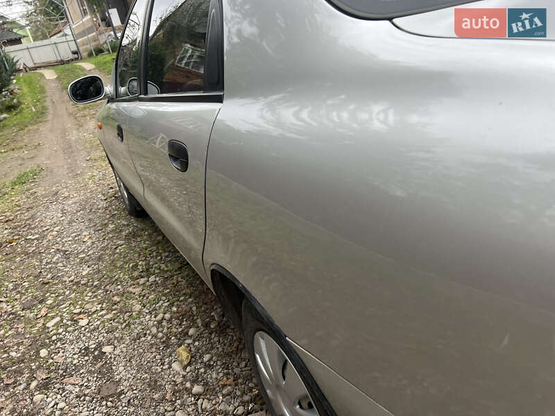 Седан Daewoo Sens 2004 в Беловарцах