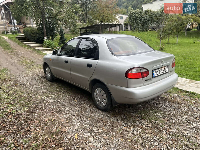 Седан Daewoo Sens 2004 в Беловарцах