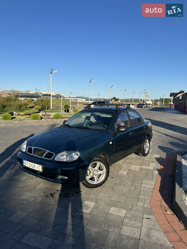 Седан Daewoo Sens 2004 в Хусте