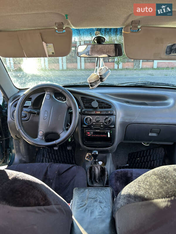 Седан Daewoo Sens 2004 в Хусте