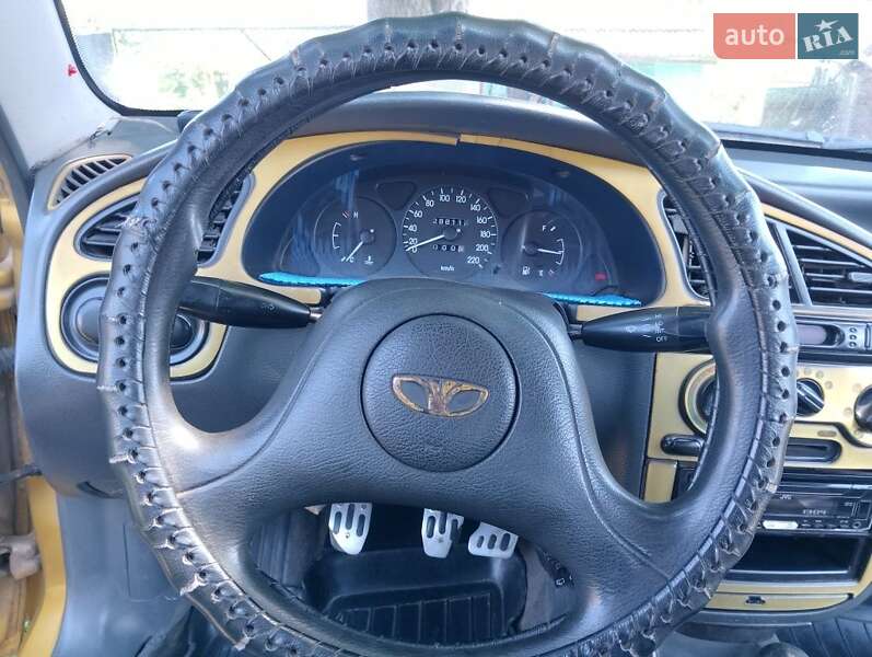 Седан Daewoo Sens 2003 в Ромнах