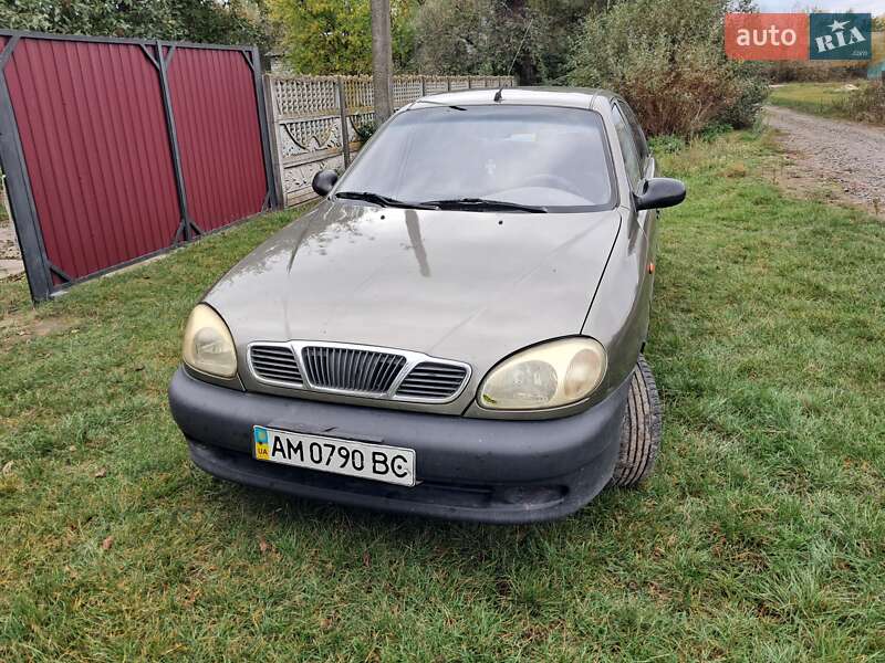 Седан Daewoo Sens 2005 в  фото Седан Daewoo Sens 2005 в