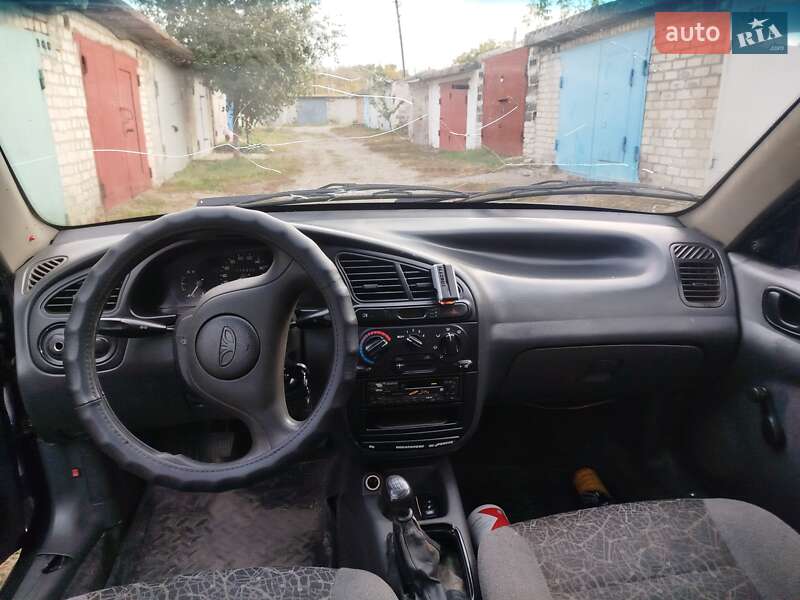 Седан Daewoo Sens 2005 в Первомайську
